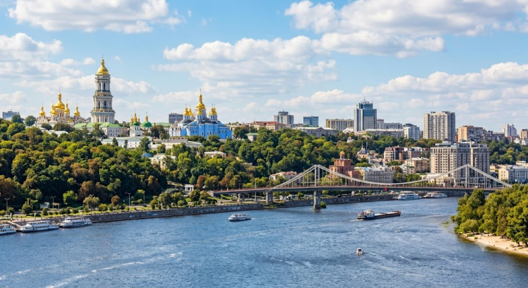 Реєстрація місця проживання в Києві у 2026 році: повний гід для мешканців столиці